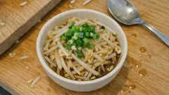 火を使わないあと一品：もやしとえのきのレンジポン酢和え（シャキッと仕上げ）