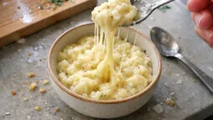 火を使わずにとろ〜り：じゃがりこ×さけるチーズで作る簡単アリゴ風