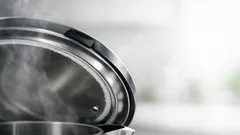 電気ポットの白い輪っかは何？水あかをクエン酸で落とす正しい掃除手順